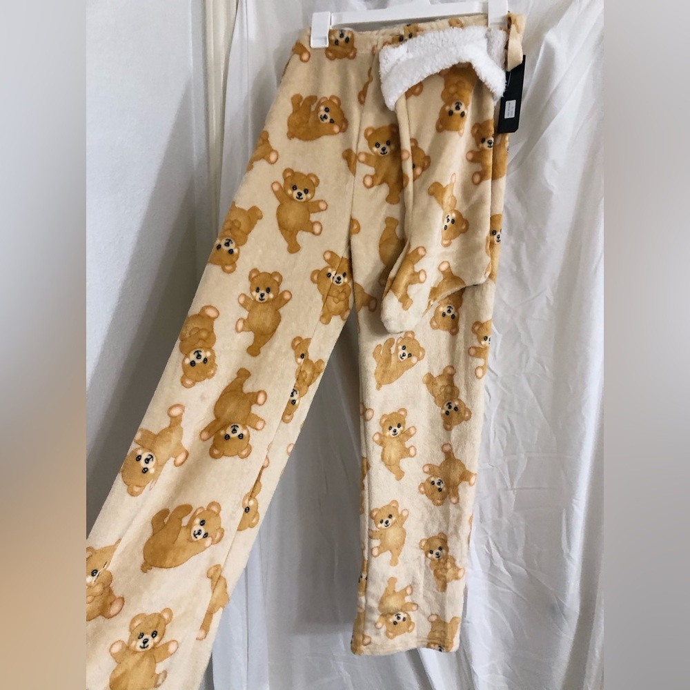 Tan 2piece teddy bear printed fleece pants and stocking hat set size XL new